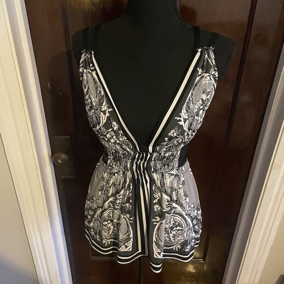 Express Black And White Floral Strappy Halter Top Womens XS Clubwear Sexy Y2K - Picture 3 of 10